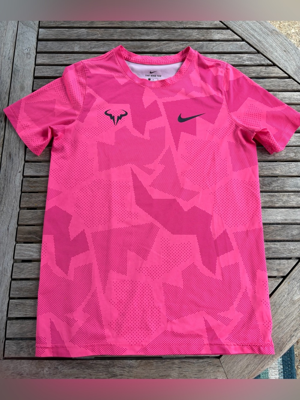 NIKE RAFAEL NADAL RAFA PINK RAGING BULL LOGO TENNIS SHIRT BOYS LARGE - RARE